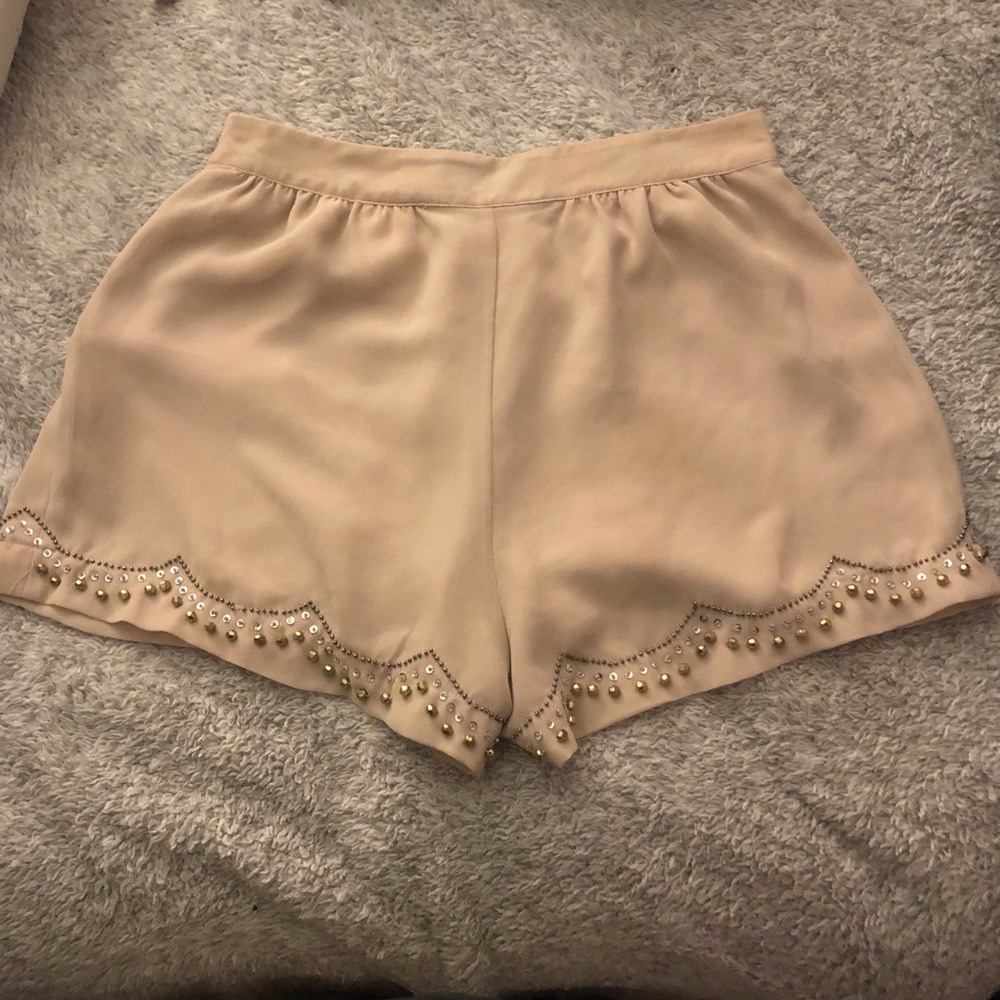 H&M BEADED SHORTS - Picture 2 of 3